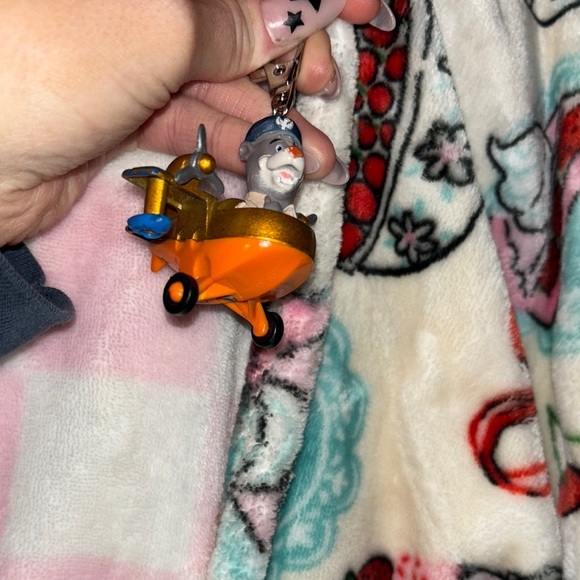 Vintage 1989 Talespin Baloo Seaplane keychain - Picture 6 of 8